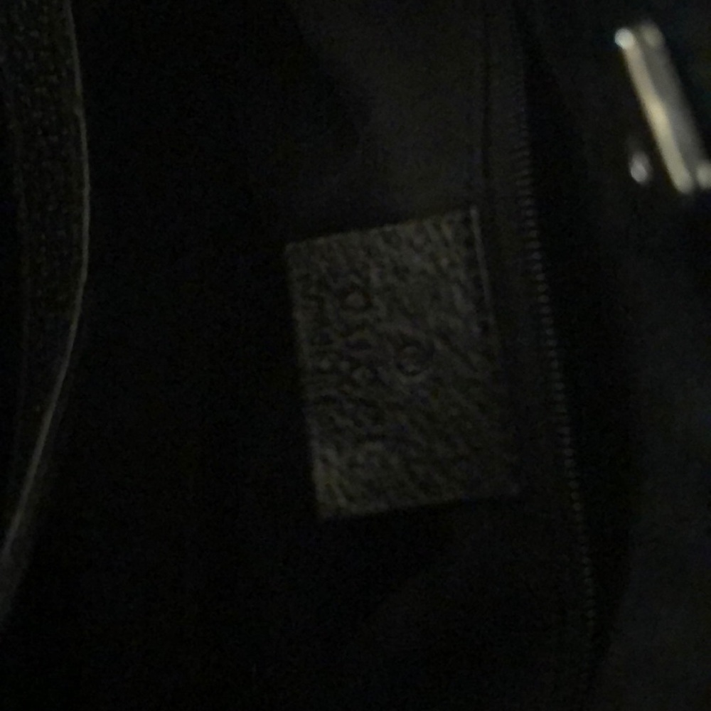 Gucci - Picture 5 of 7